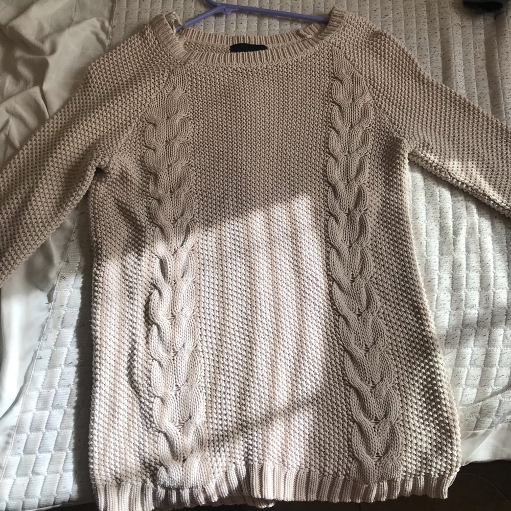 Cable knit sweater